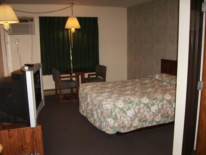 Rum River Motel Princeton Phòng bức ảnh